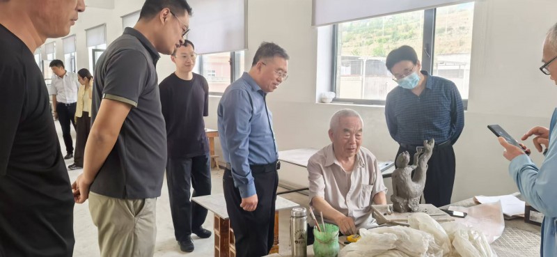 202508082233171259681882