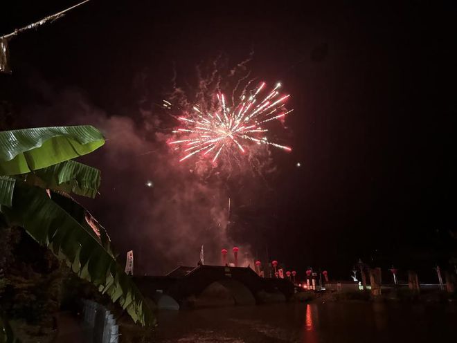 g92ada1493bd449bf95536d2a55126e33 g92ada1493bd449bf95536d2a55126e33